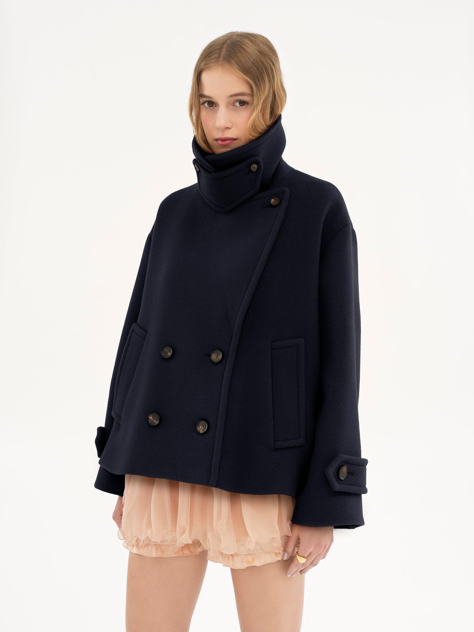 Oversized short coat in wool Product Image