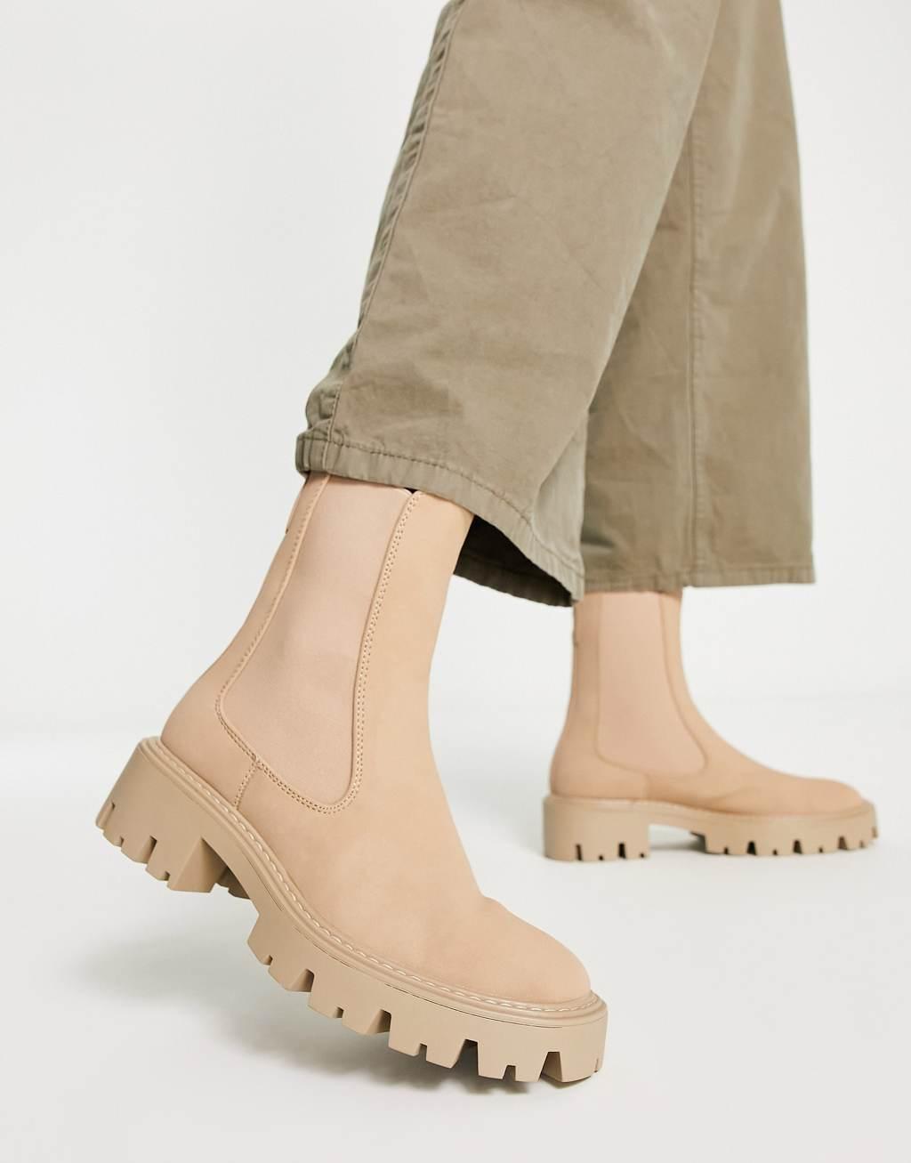 Only cleated sole Chelsea boots in camel product image