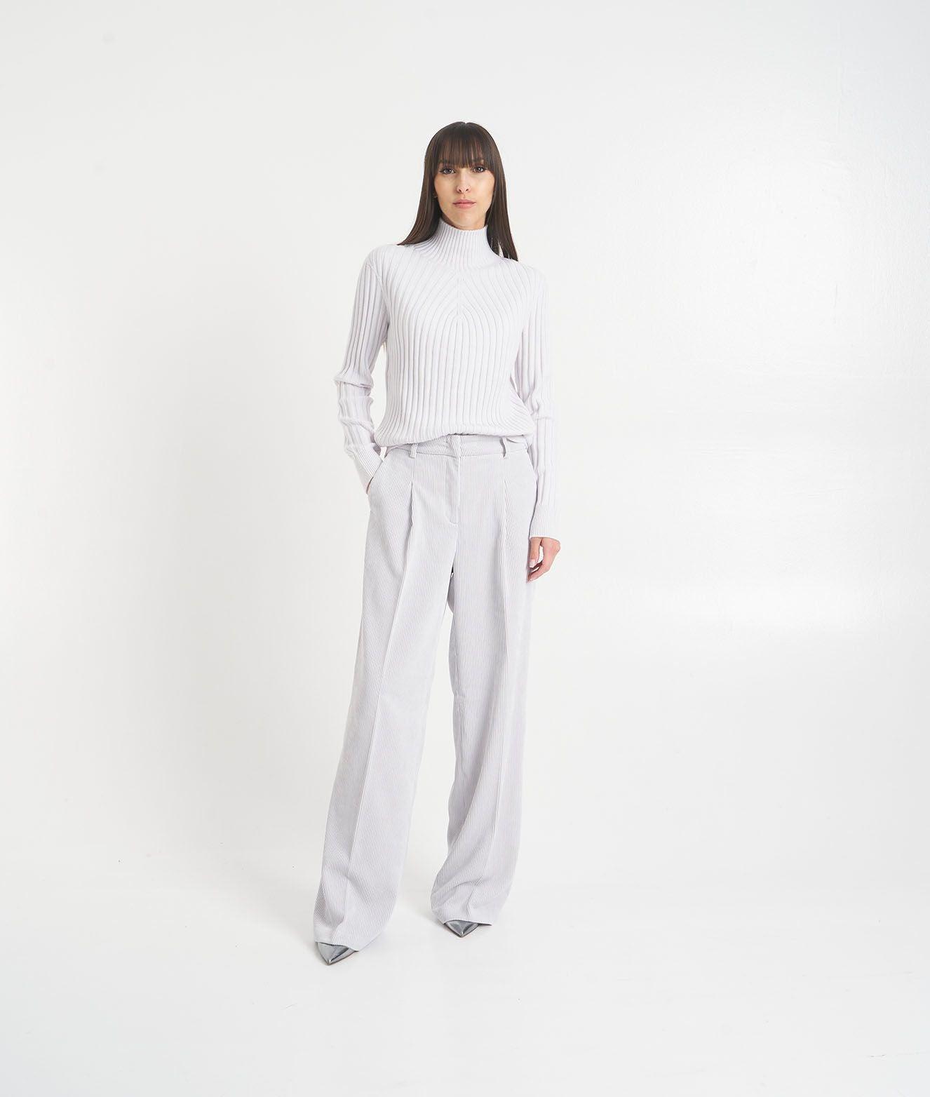 Pantaloni in velluto a coste 'Anna' Female Product Image