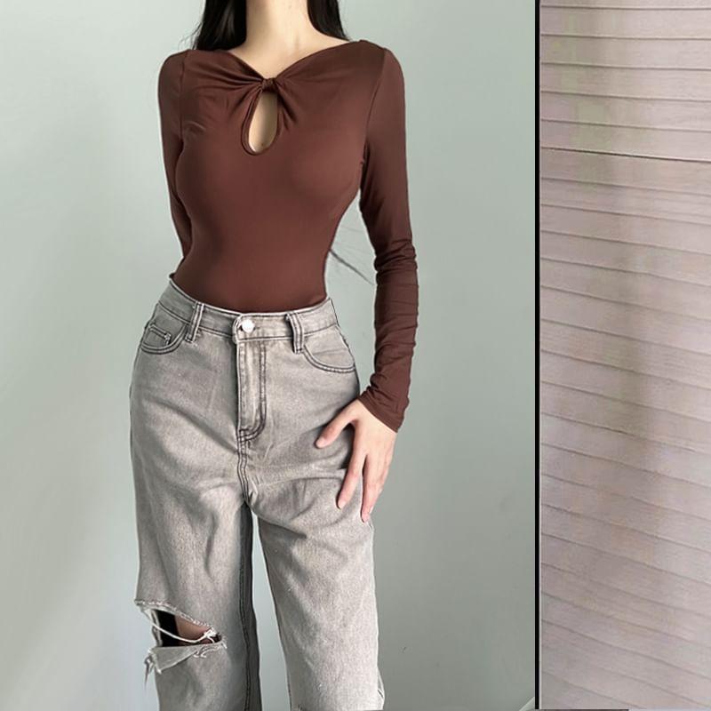 Long-Sleeve Cutout Twisted Plain Top Product Image