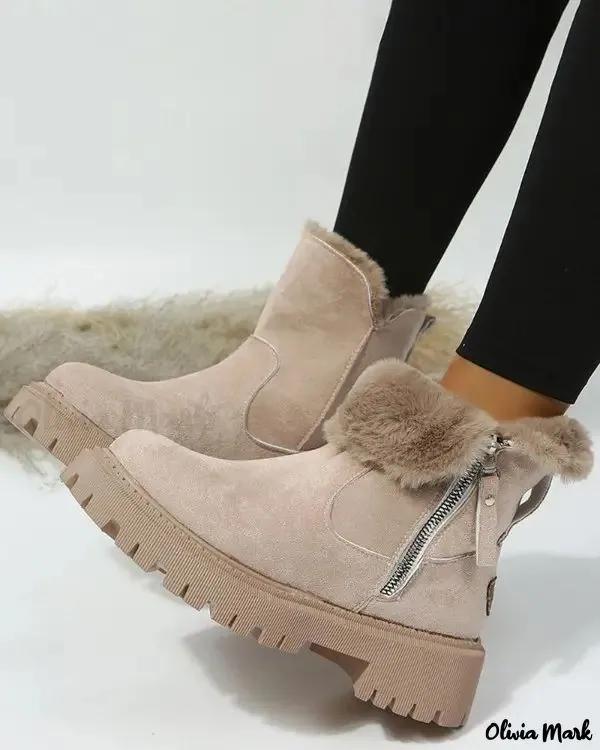 Olivia Mark – Lined ankle boots with soft trim and zipper Product Image