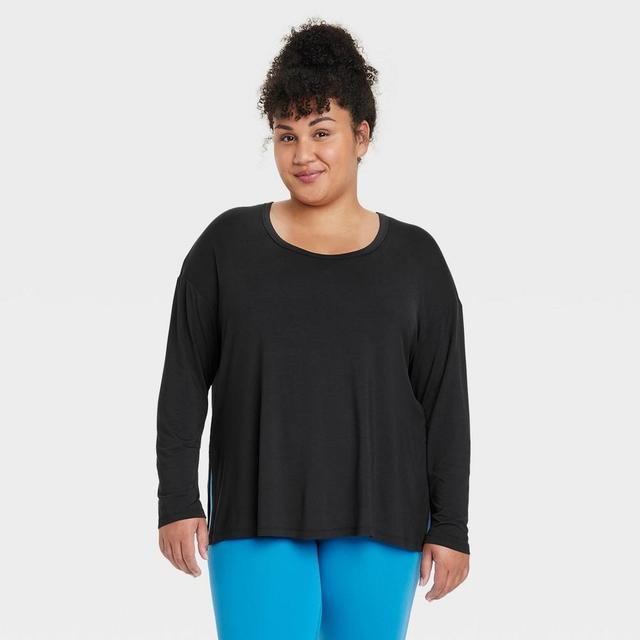 Womens Side Slit Long Sleeve Top - All in Motion Product Image