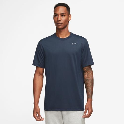 Nike Men's Dri-FIT Legend Fitness T-Shirt Product Image