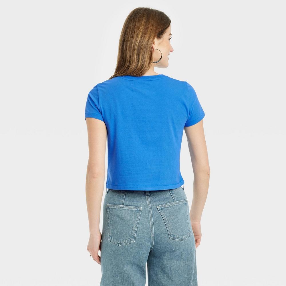 Womens Shrunken Short Sleeve T-Shirt - Universal Thread Vibrant Blue XS Product Image