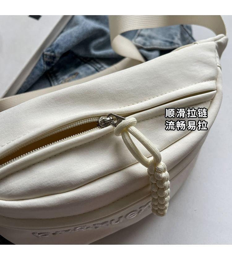 Letter Embroidered Multi-Pocket Belt Bag Product Image