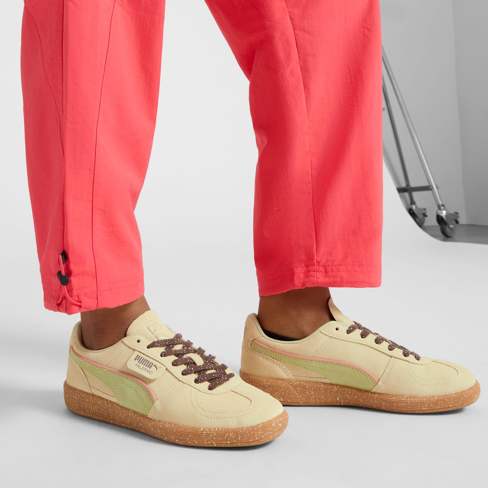 Palermo Cannoli Women's Sneakers Product Image