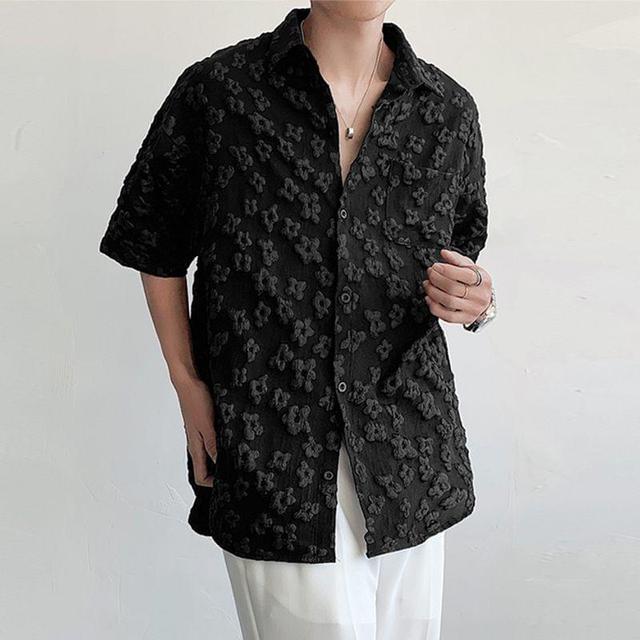 Short-Sleeve Floral Shirt Product Image