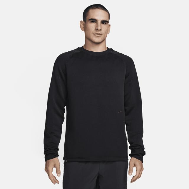 Nike Men's A.P.S. Therma-FIT ADV Versatile Crew Product Image