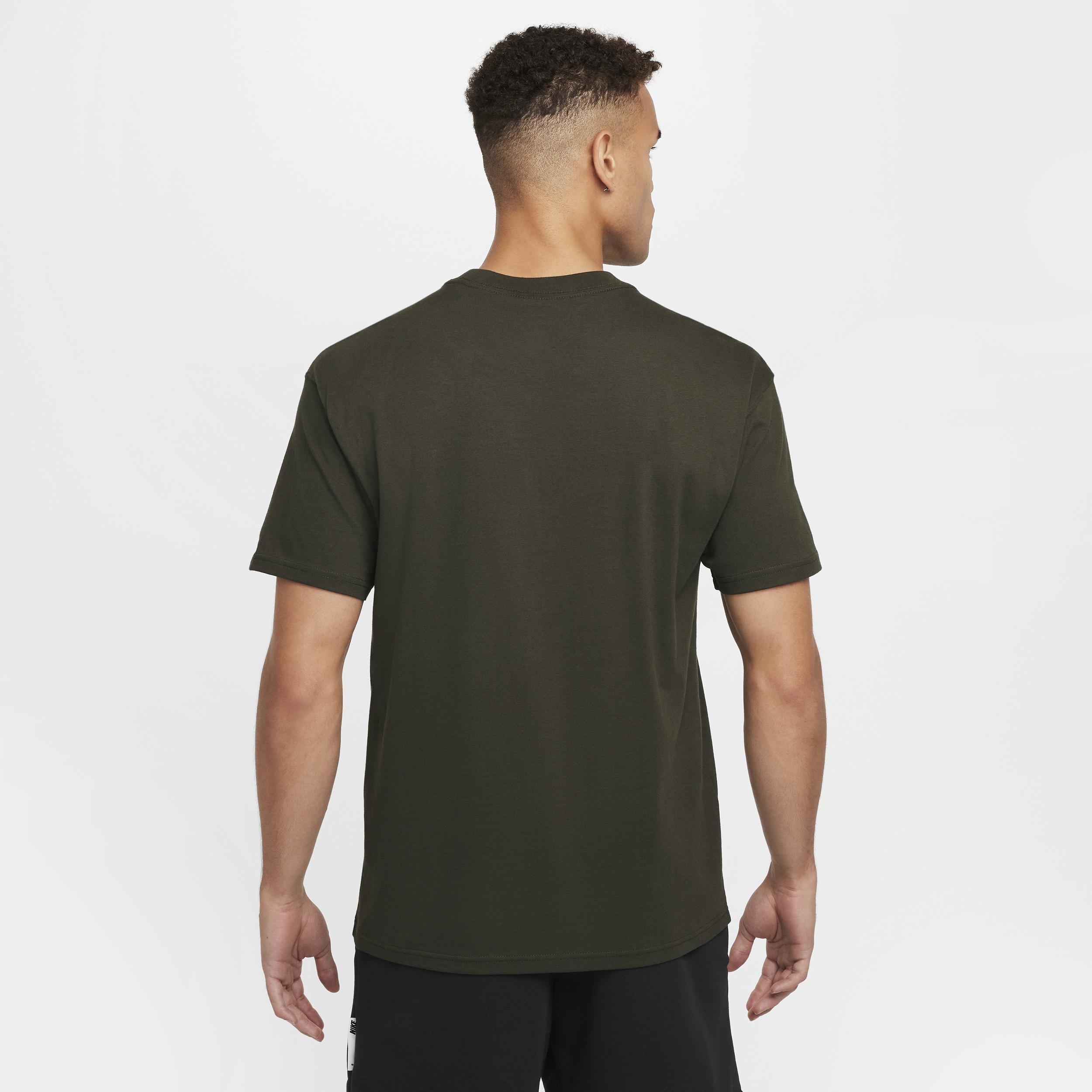 Nike Men's Max90 Basketball T-Shirt Product Image