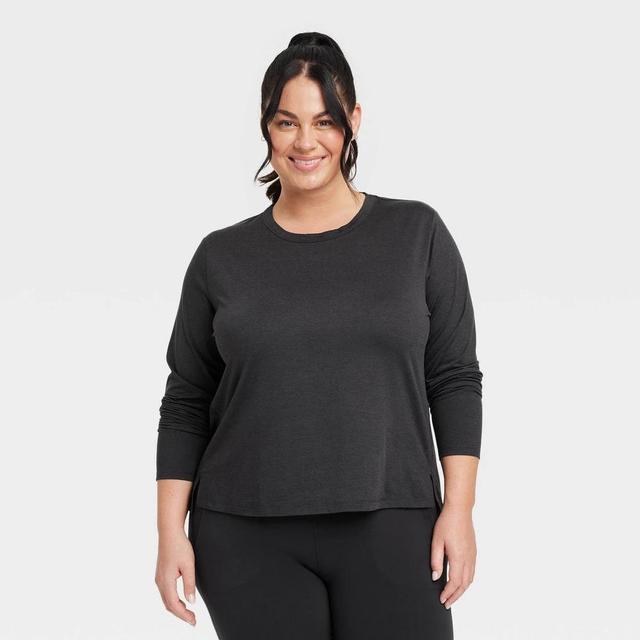 Womens Soft Stretch Long Sleeve Top - All In Motion Black 1X Product Image