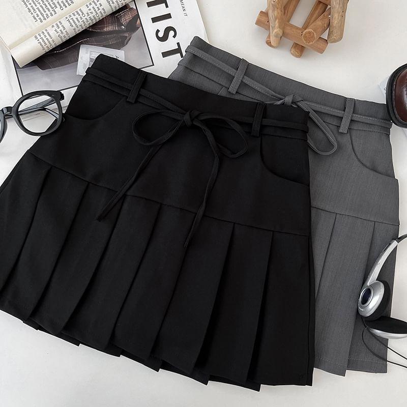 High Rise Plain Pleated Mini A-Line Skirt Product Image