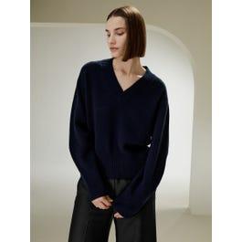 V-Neck Relaxed Fit Wool Cashmere Blend Sweater Product Image
