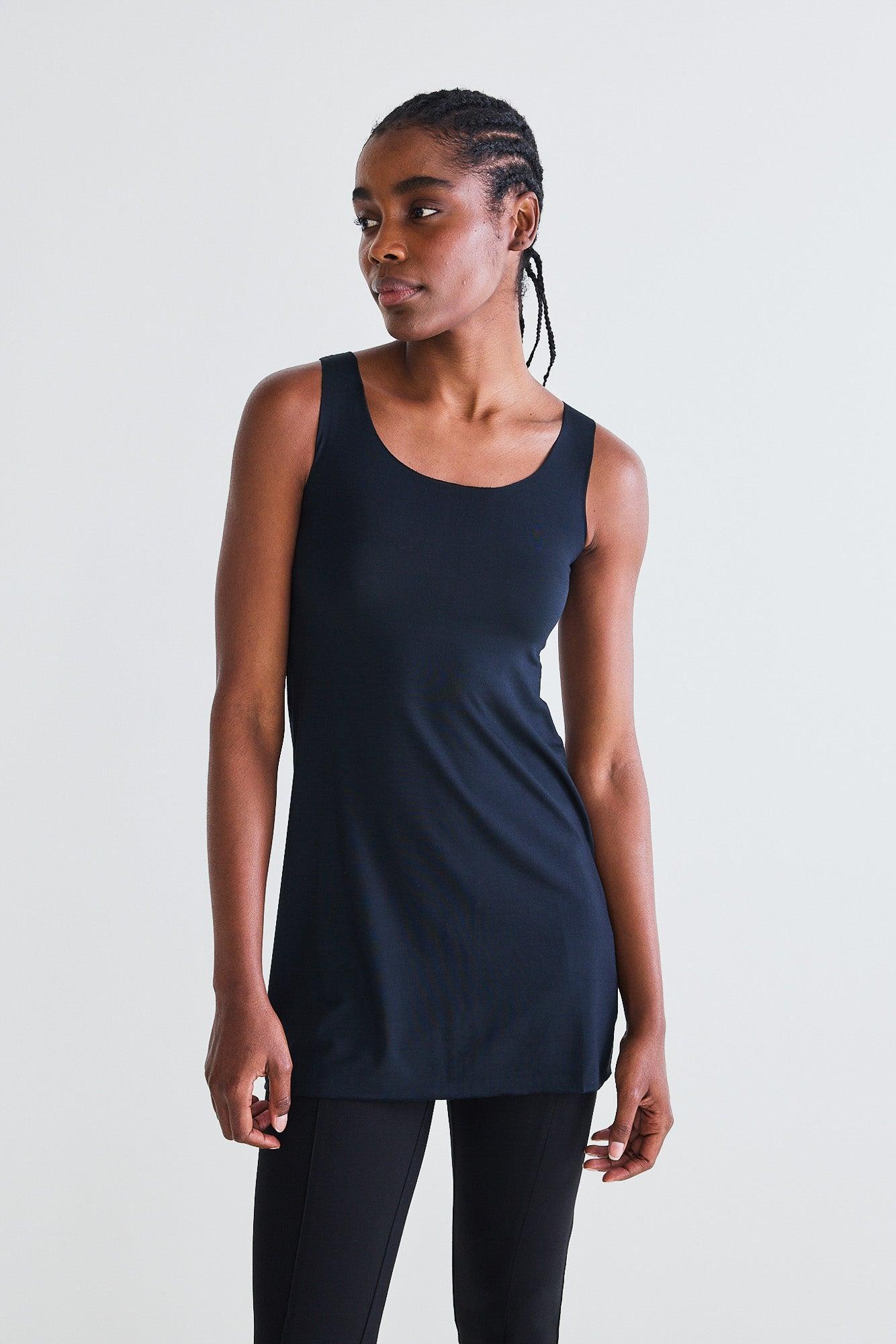 The Essential Long Seamless Cami Product Image