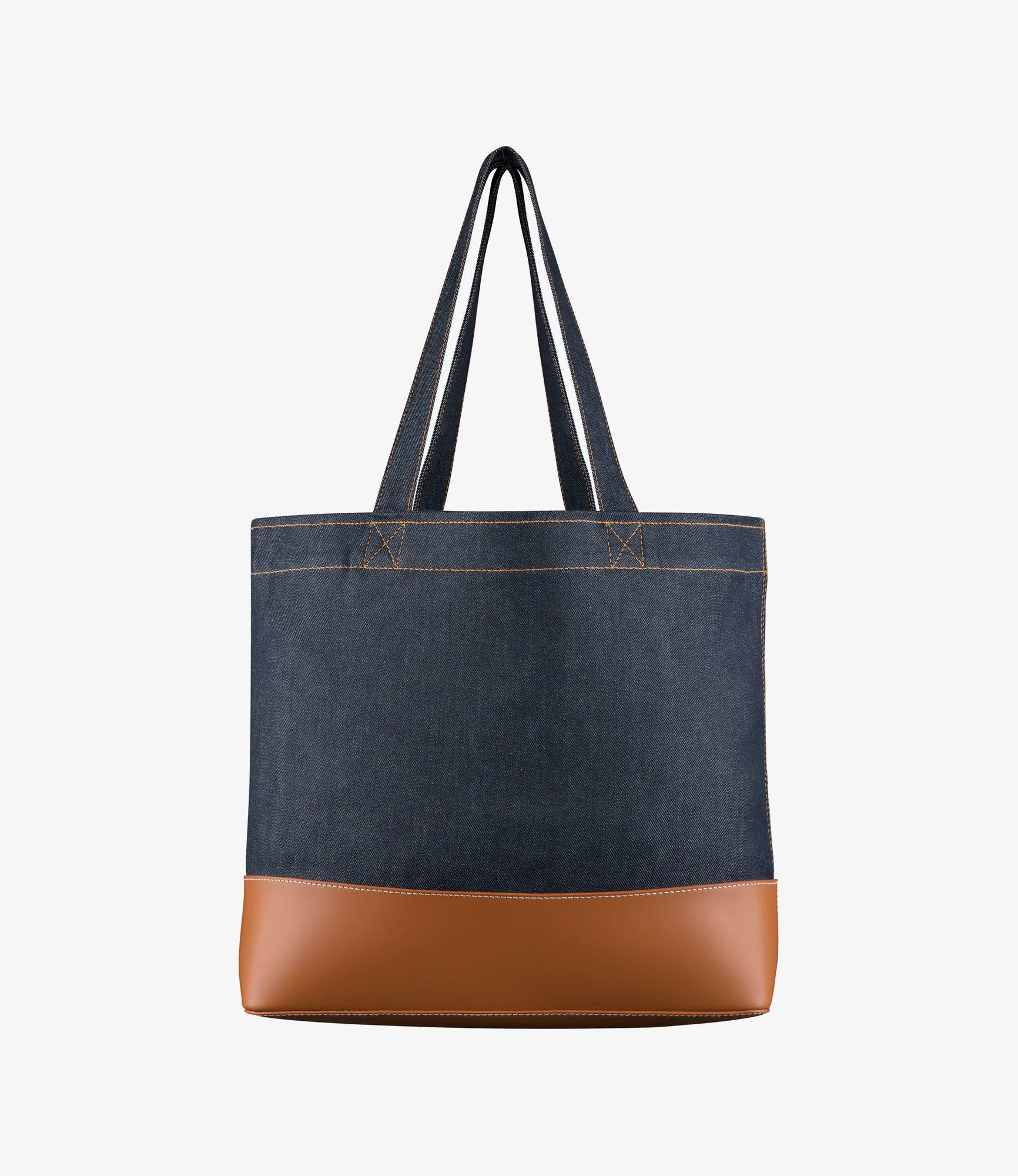 Axel E/W tote bag Product Image