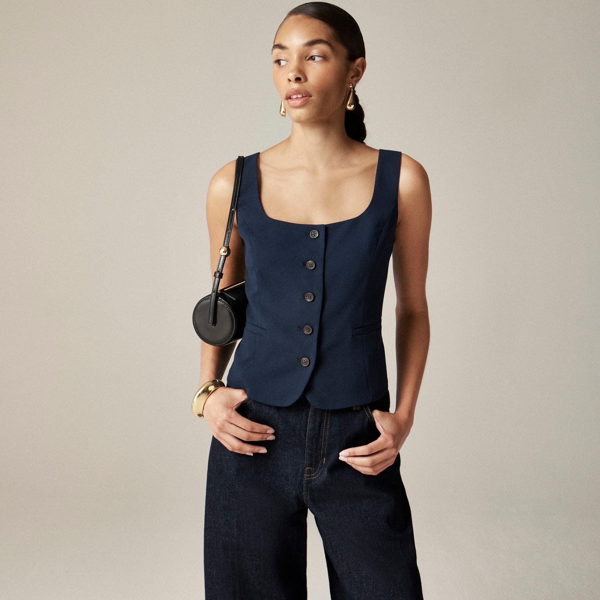 Scoopneck vest in drapey crepe Product Image