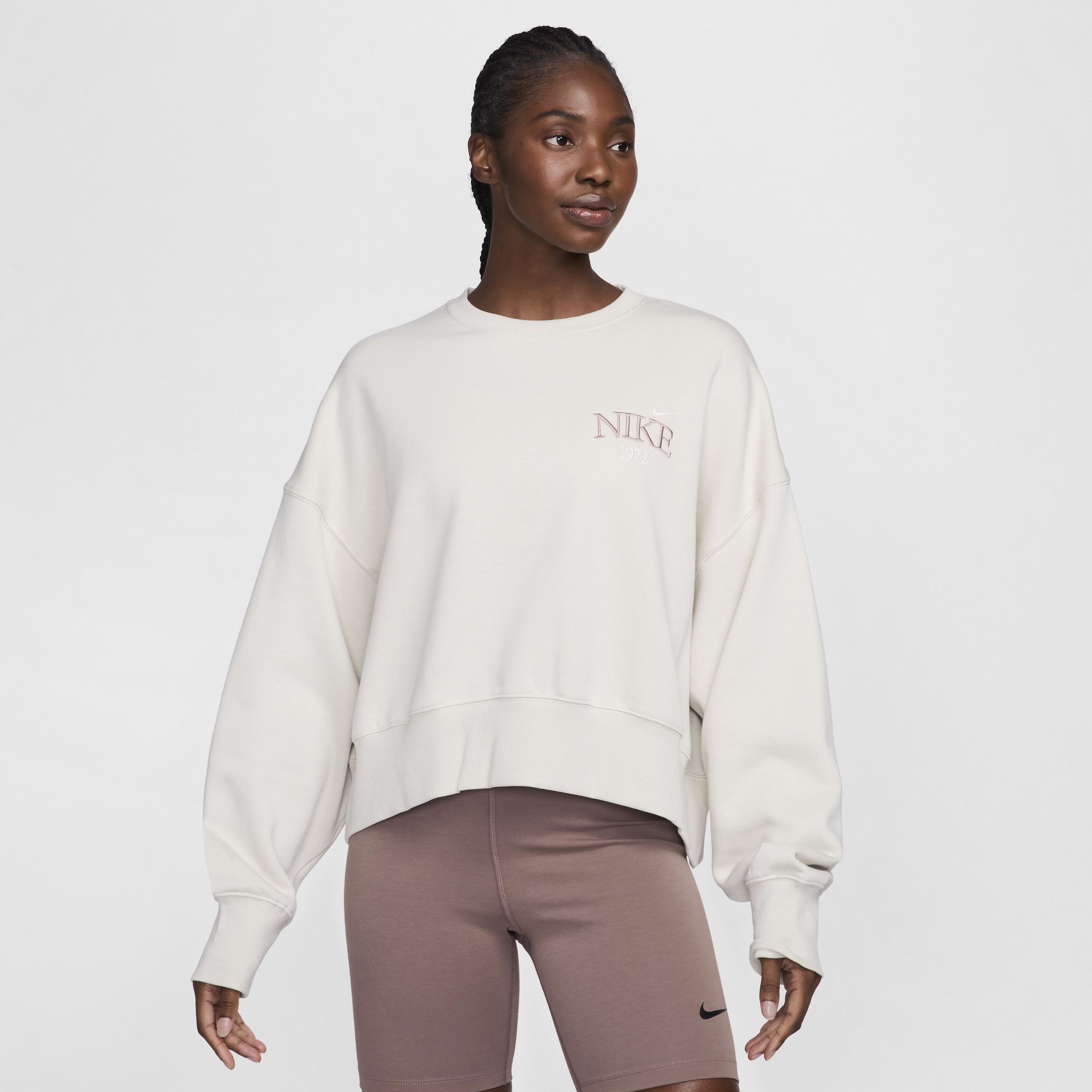 Women's Nike Sportswear Phoenix Fleece Oversized Cropped Crew-Neck Sweatshirt Product Image