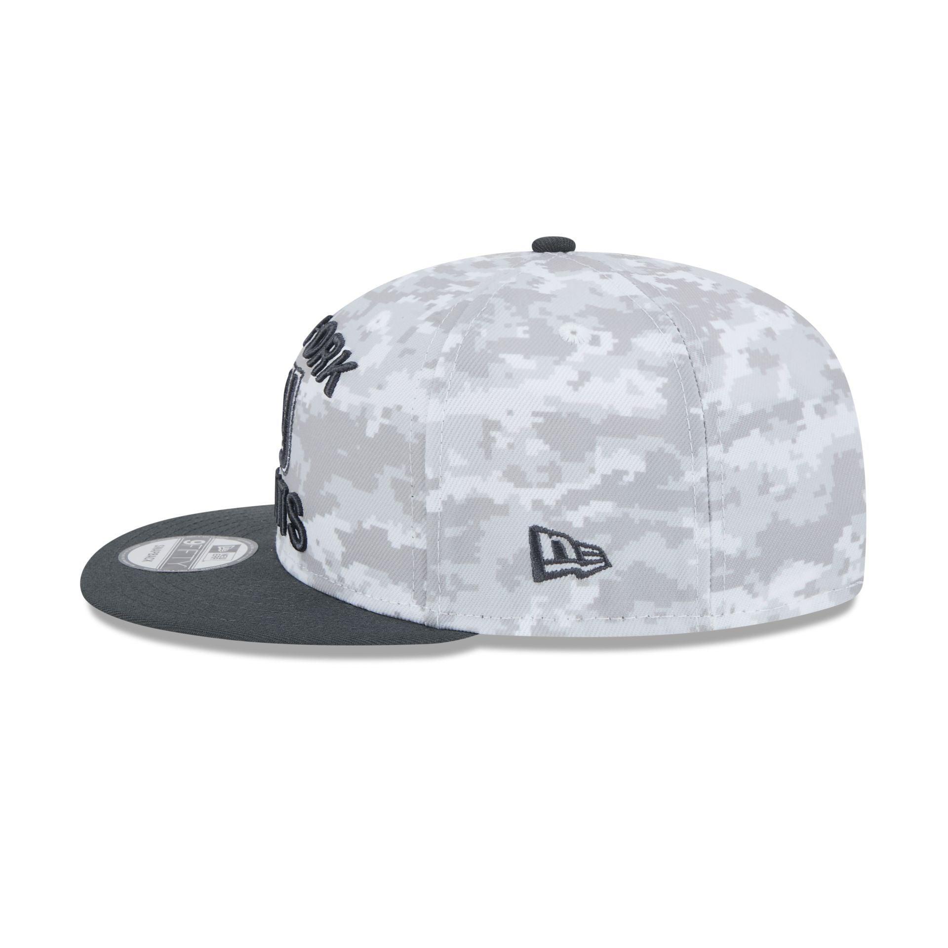 New York Giants 2024 Salute to Service 9FIFTY Snapback Hat Male Product Image