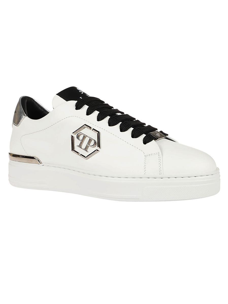 Hexagon Low Top Sneakers In Black Product Image