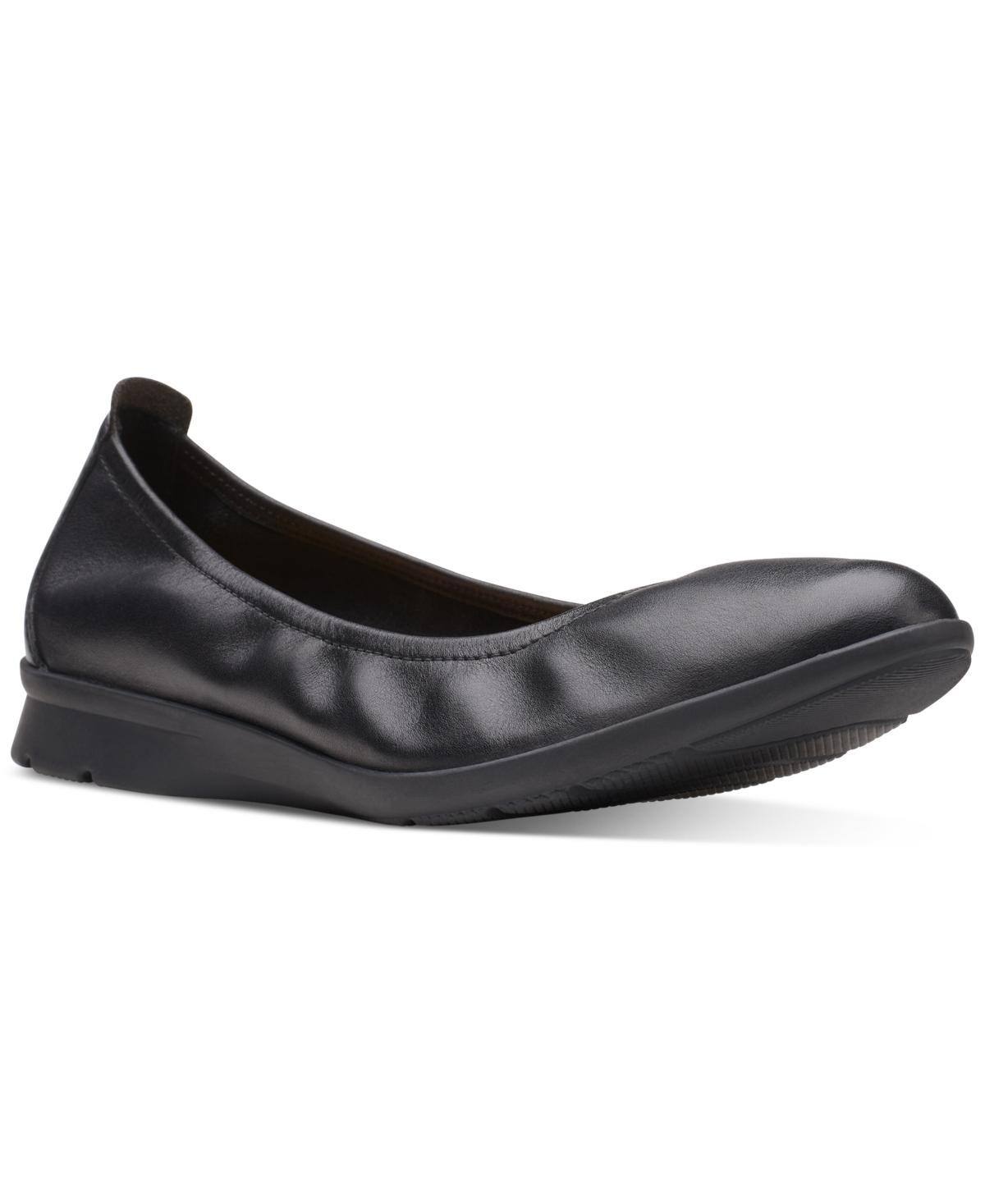 Clarks Jenette Ease Leather Womens Flats Product Image