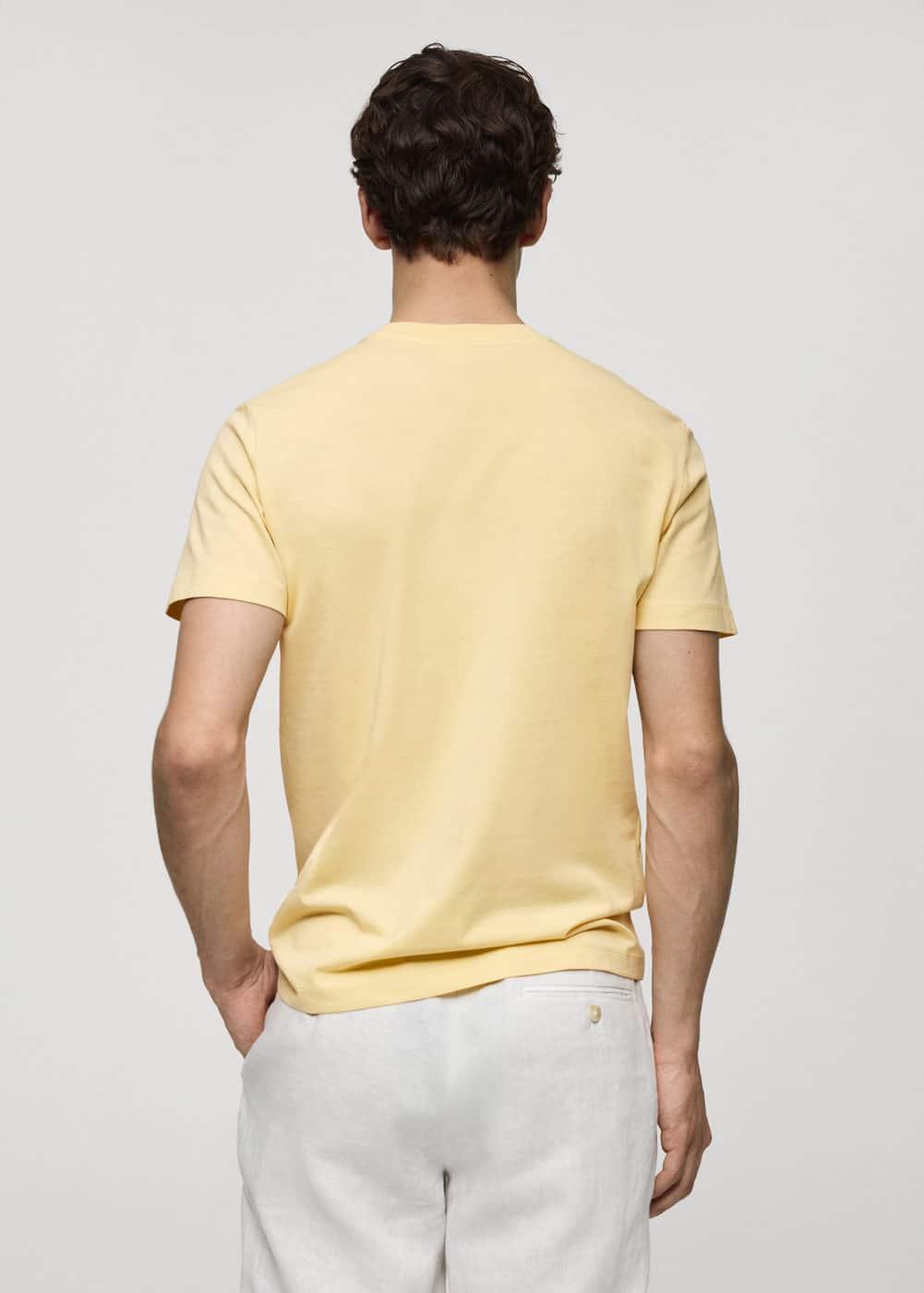 Basic cotton stretch T-shirt - Men | MANGO USA Product Image