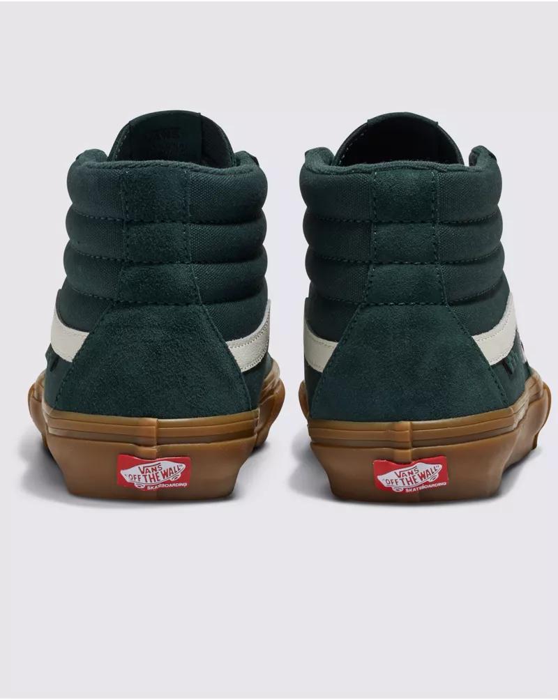 Skate Sk8-Hi Shoe Product Image