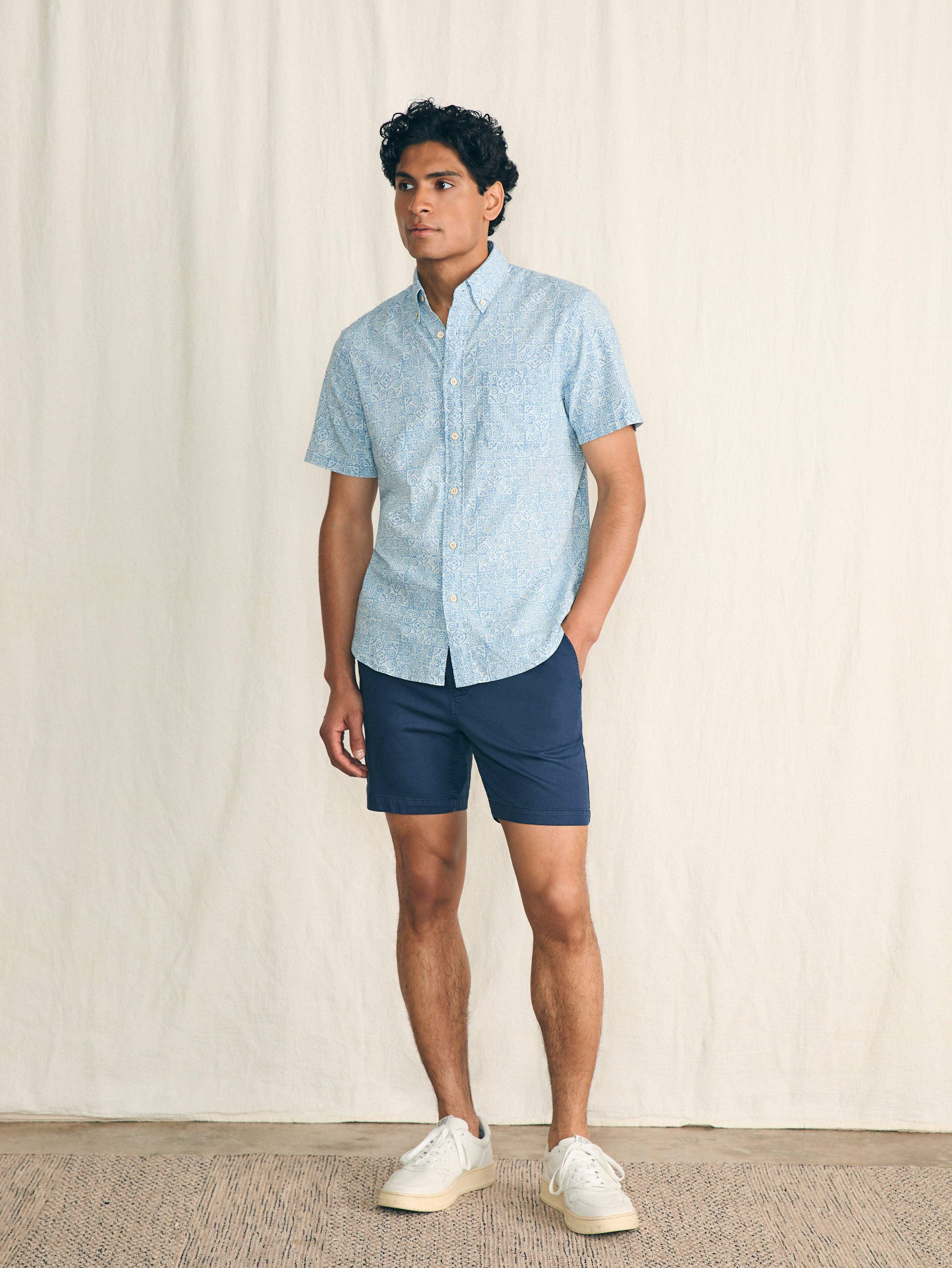 Short-Sleeve Stretch Playa Shirt - South Pacific Geo Male Product Image