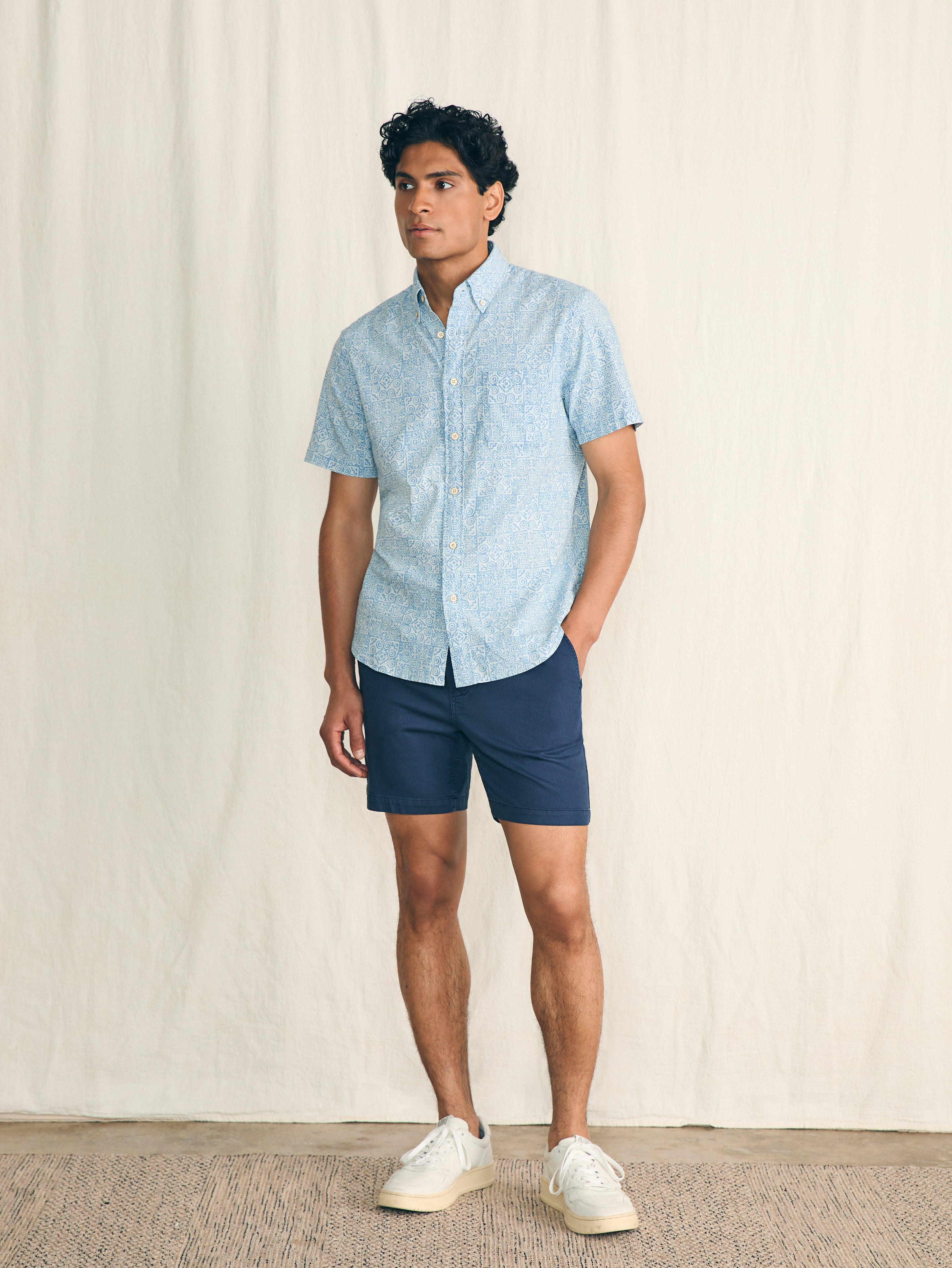 Short-Sleeve Stretch Playa Shirt (Tall) - South Pacific Geo Male Product Image