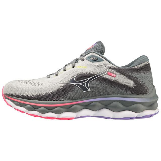 Women's Wave Sky 7 D Running Shoe Product Image