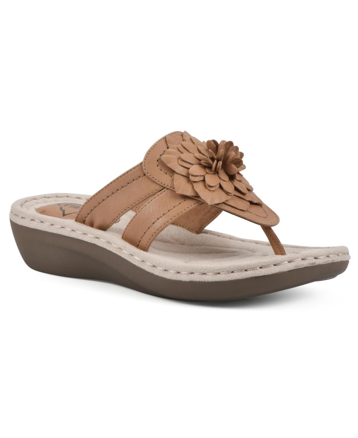 Cliffs by White Mountain Womens Cassia Thong Sandal Product Image