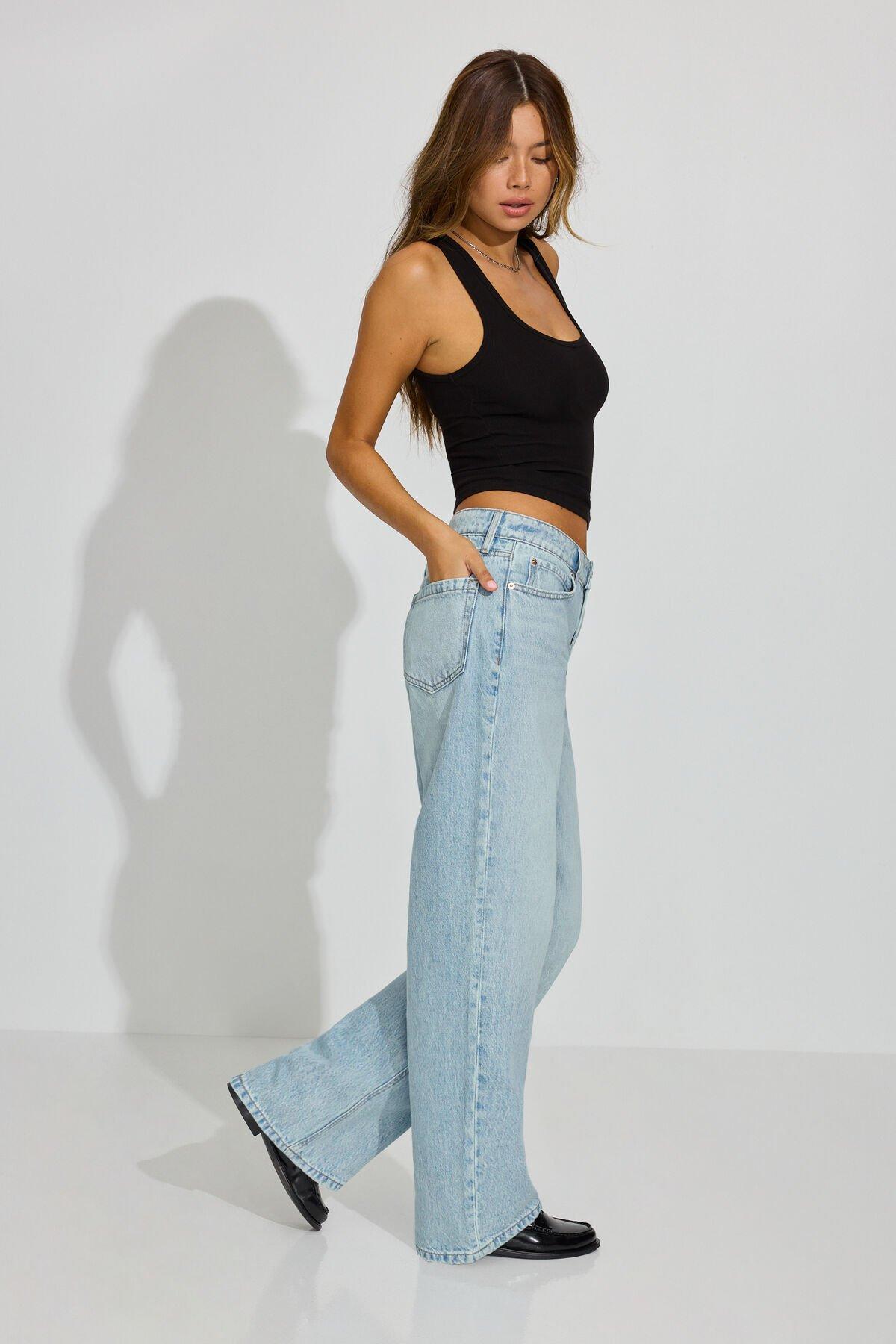 Baggy Jeans Product Image