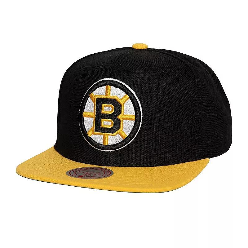 Mens Mitchell & Ness Black Boston Bruins Core Team Ground 2.0 Snapback Hat Product Image