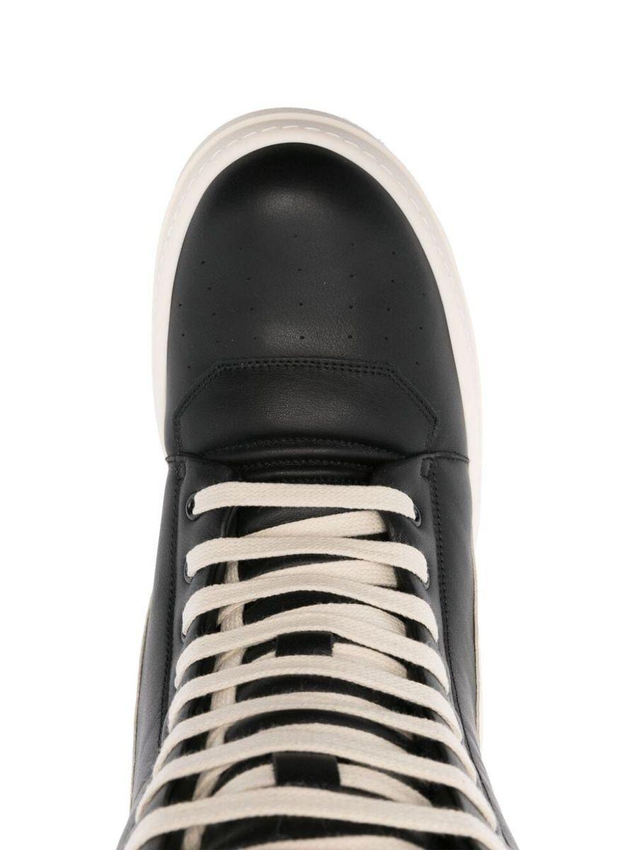 Sneakers In Blackwhite Product Image