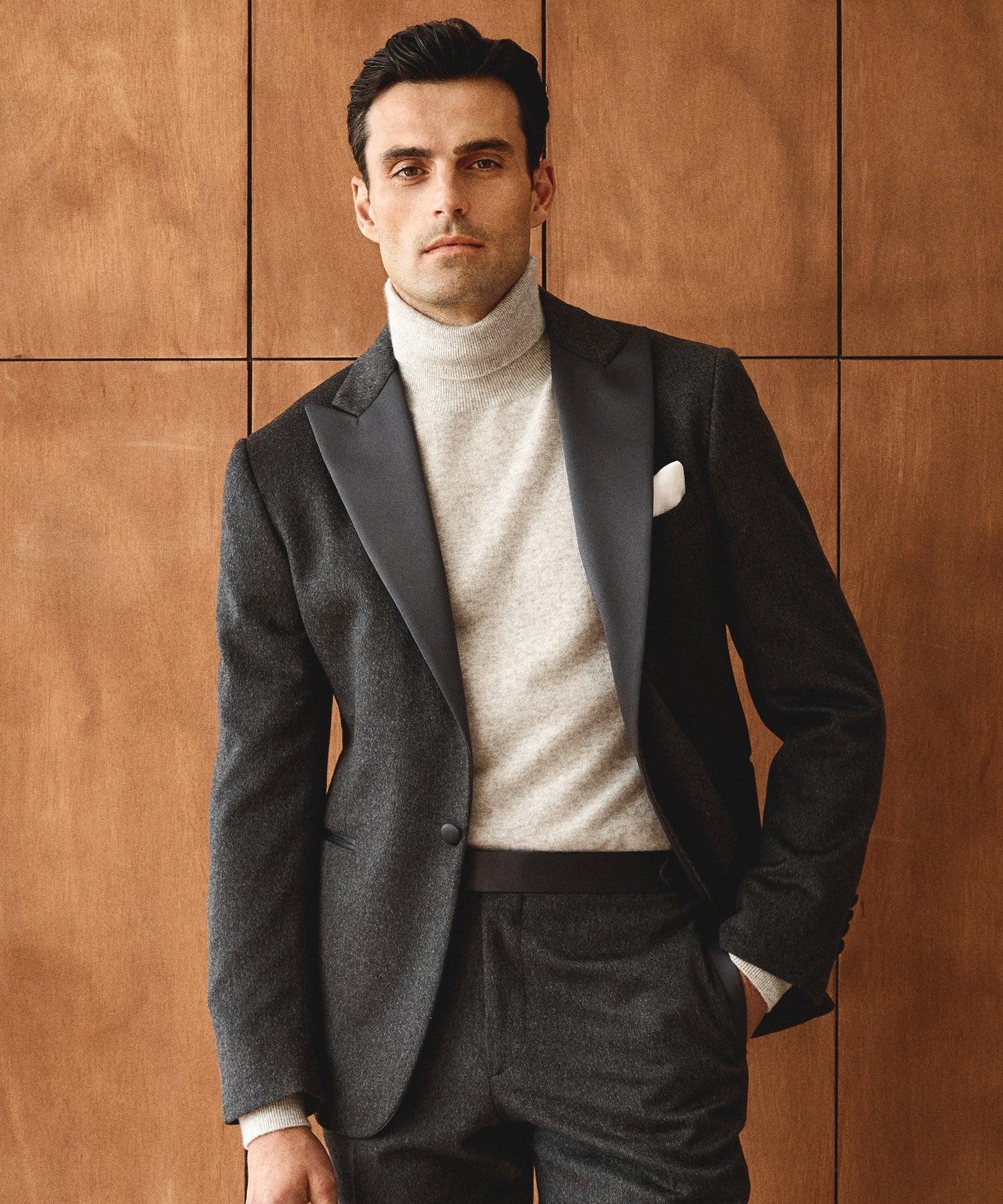 Cashmere Turtleneck in Heather Grey Product Image