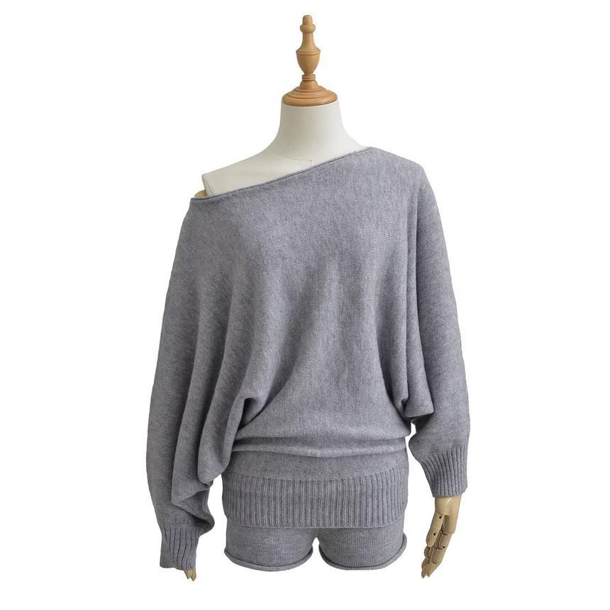 Puff-Sleeve Boat Neck Plain Sweater / Low Rise Shorts Product Image