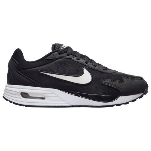 Nike Men's Air Max Solo Shoes Product Image