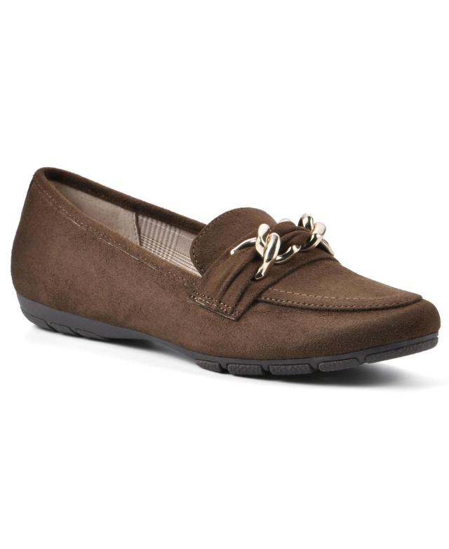 Cliffs by White Mountain Womens Gainful Loafers Product Image