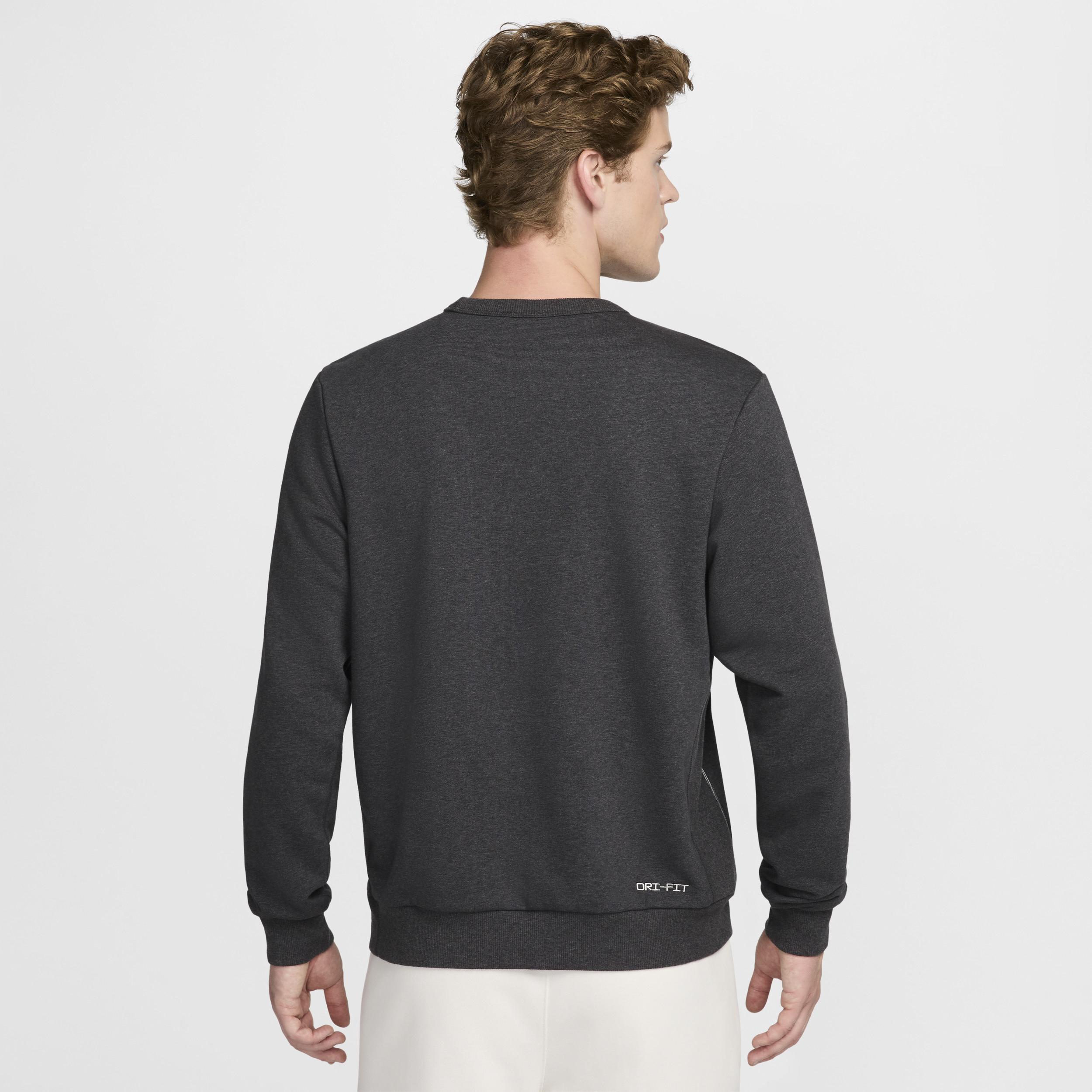 Nike Men's Standard Issue Dri-FIT Basketball Crew-Neck Sweatshirt Product Image