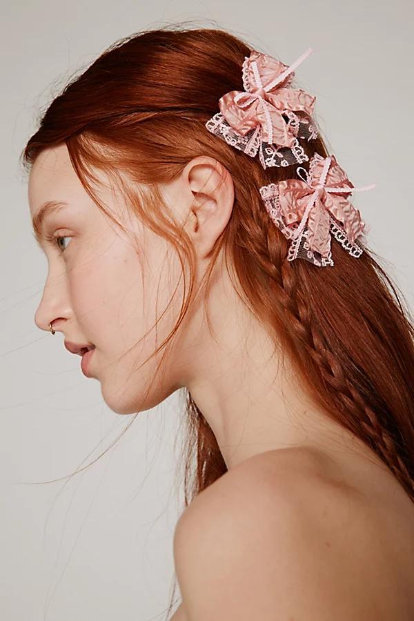 Jasmine Bow Hair Clip Set Womens at Urban Outfitters product image