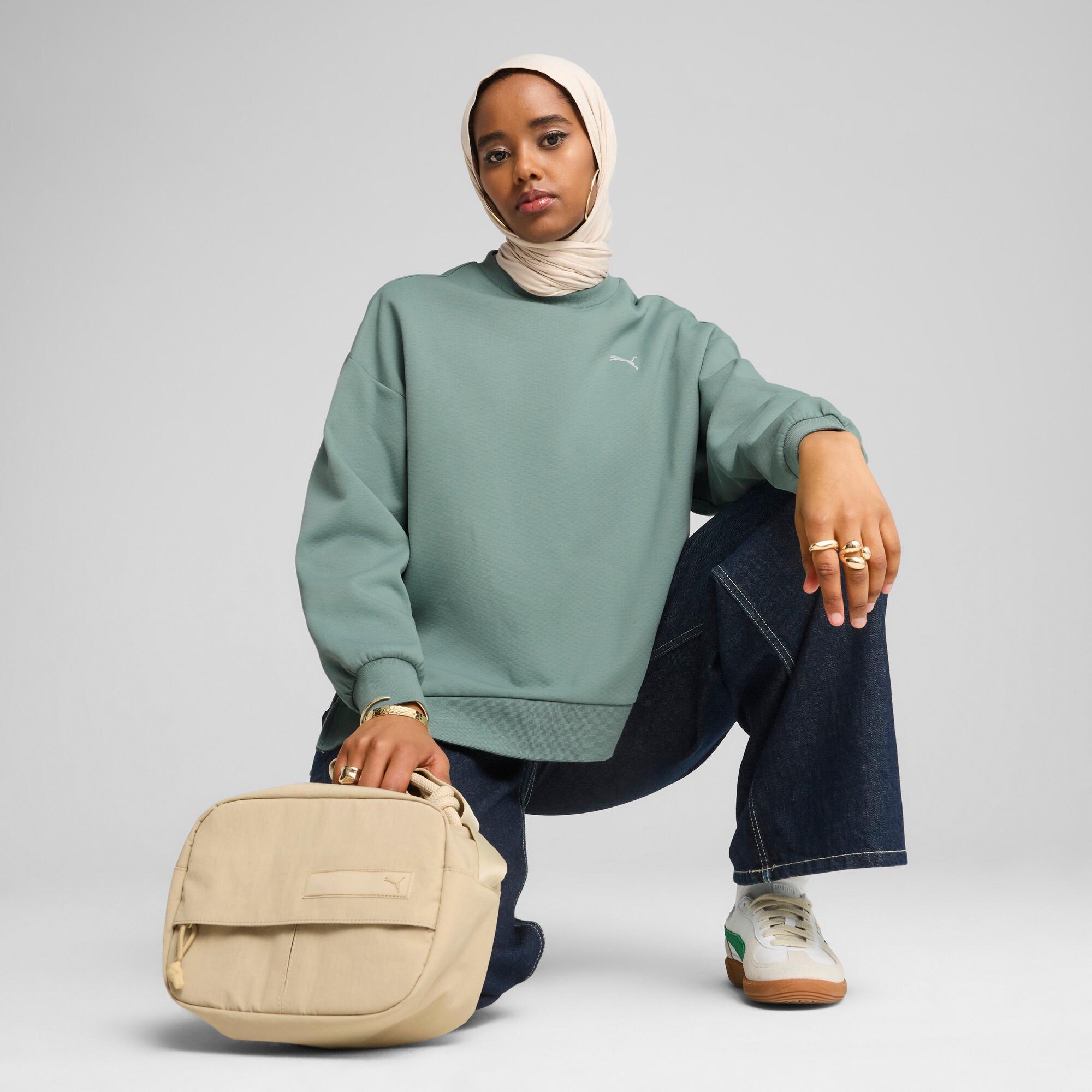 PUMA Wardrobe Essentials Women's Oversized Crew Sweatshirt Product Image