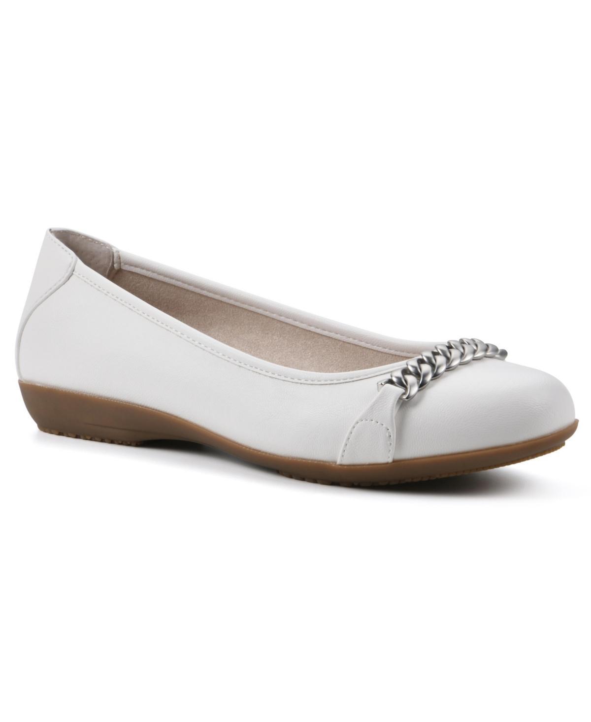 Cliffs by White Mountain Charmed Womens Ballet Flats Product Image