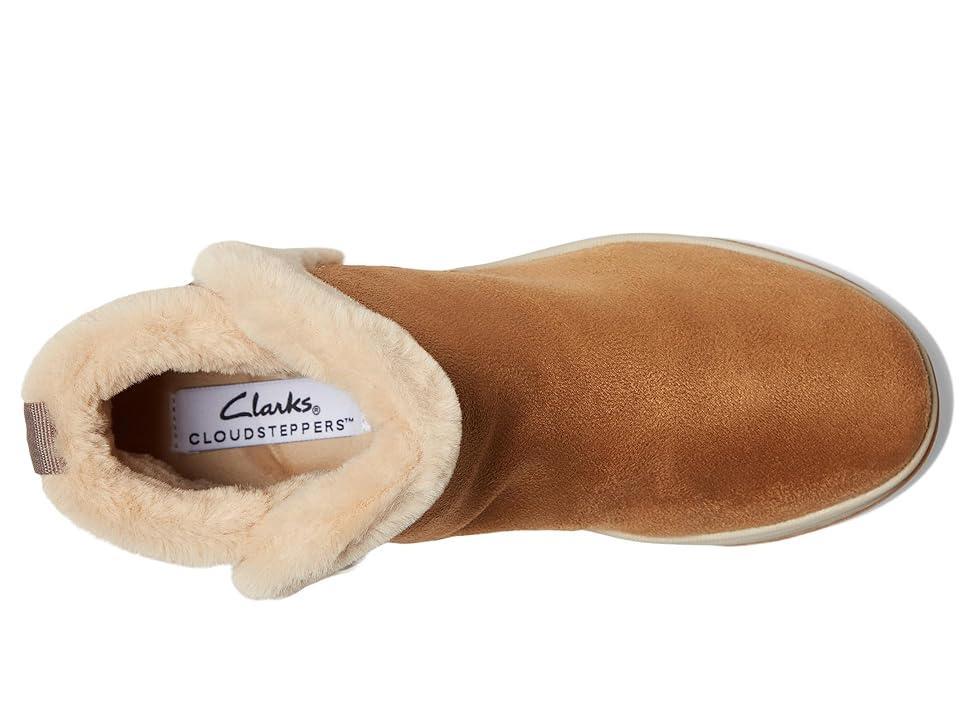 Clarks Breeze Faux Fur (Tan Textile) Women's Boots Product Image