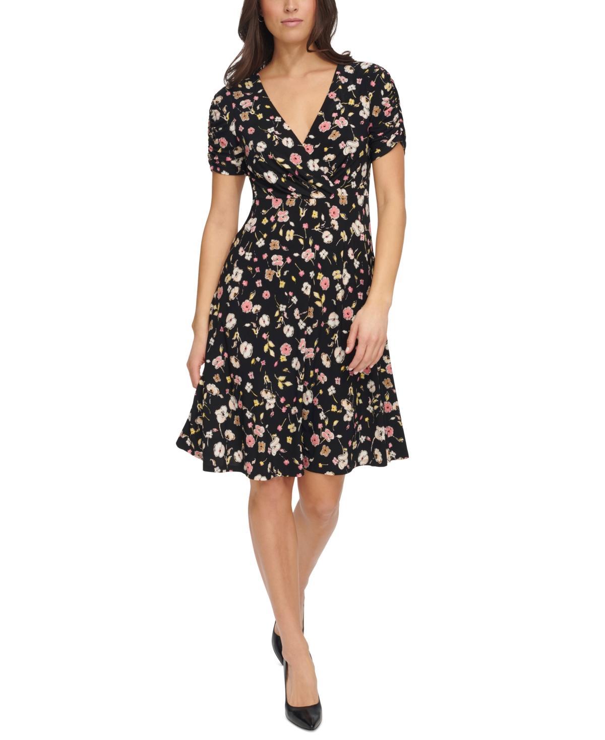 Women's Floral-Print Ruched Sleeve Dress Product Image