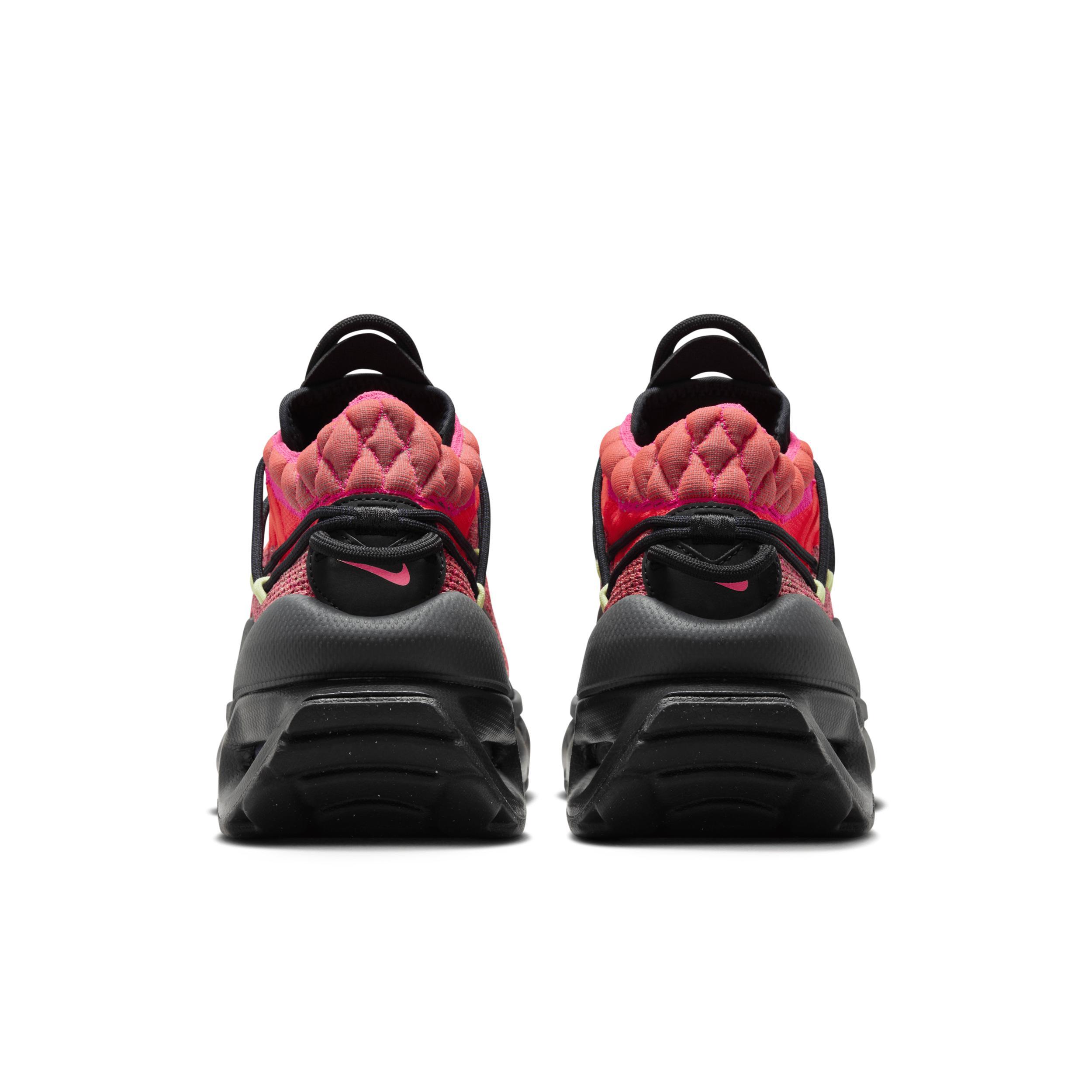 Nike Women's Air Max Flyknit Venture Shoes Product Image