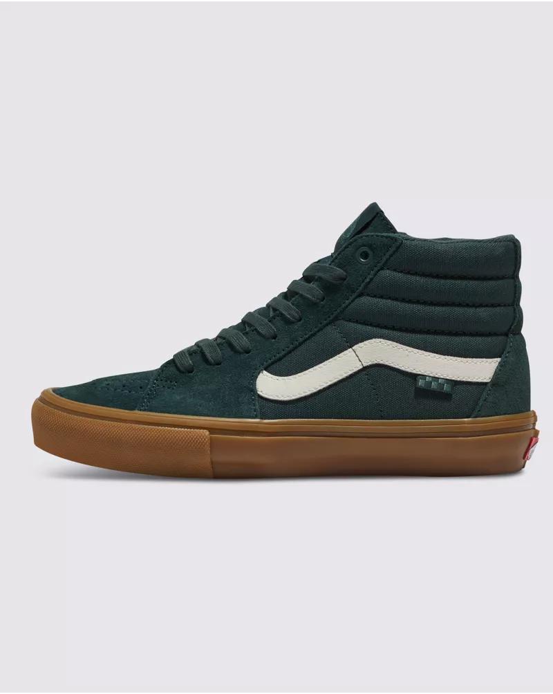 Skate Sk8-Hi Shoe Product Image