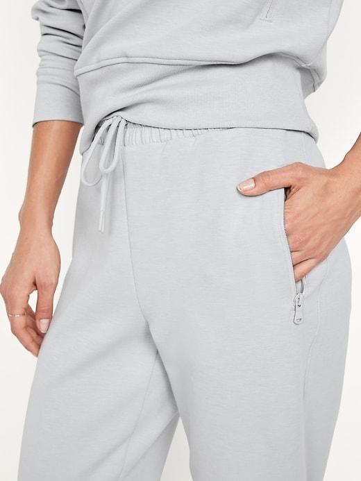 High-Waisted Dynamic Fleece Joggers Product Image