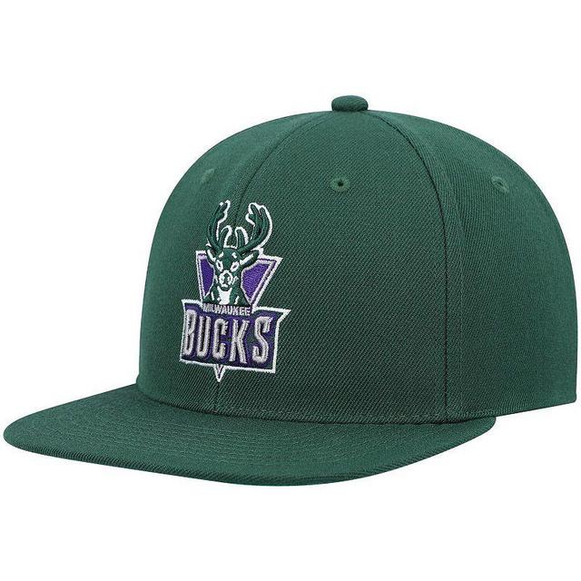 Mens Mitchell & Ness Green Milwaukee Bucks Hardwood Classics Team Ground 2.0 Snapback Hat Product Image