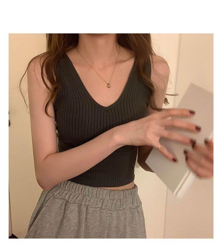 V-Neck Plain Cropped Tank Top Product Image