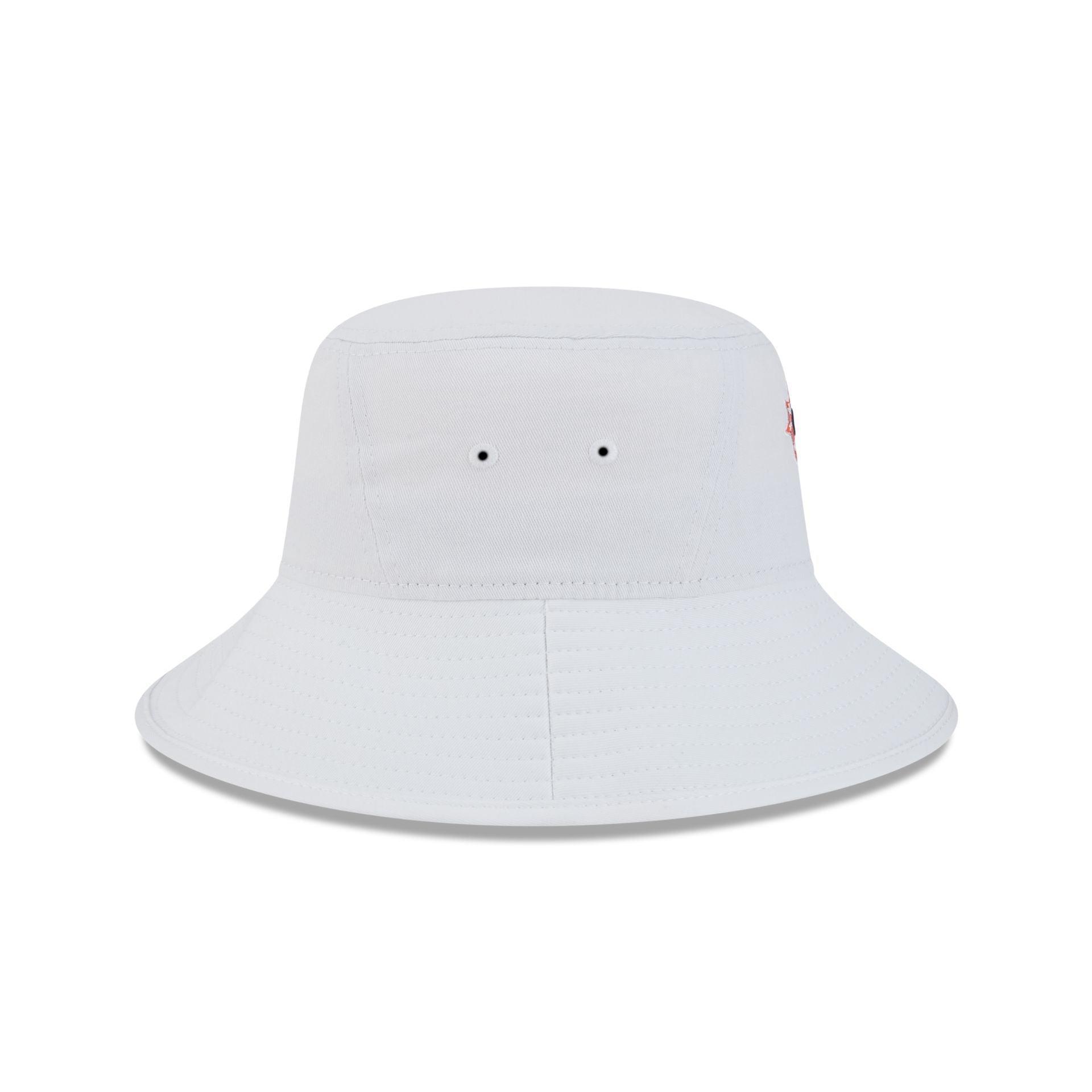 Connecticut Sun Optic White Bucket Hat Male Product Image