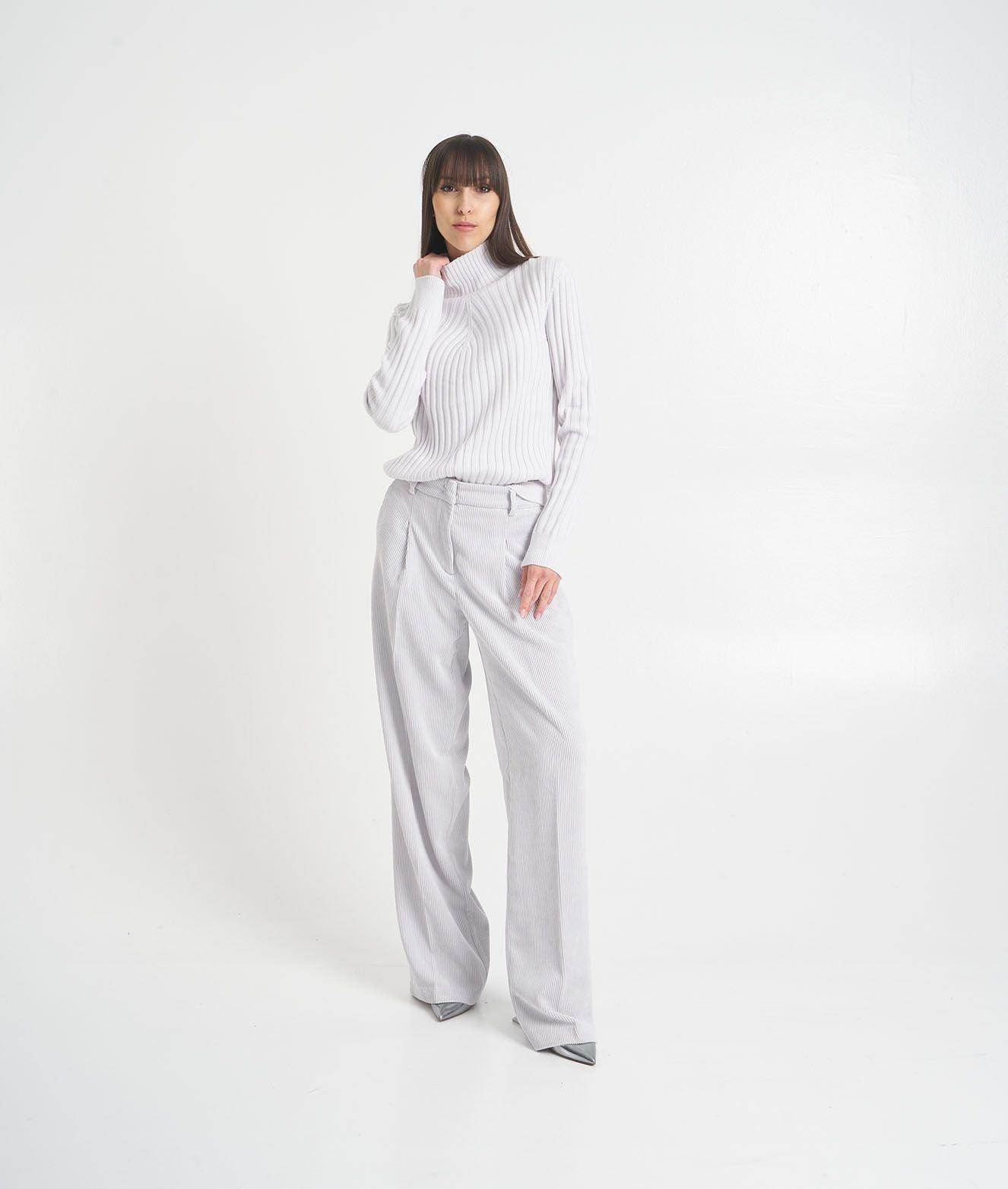 Pantaloni in velluto a coste 'Anna' Female Product Image