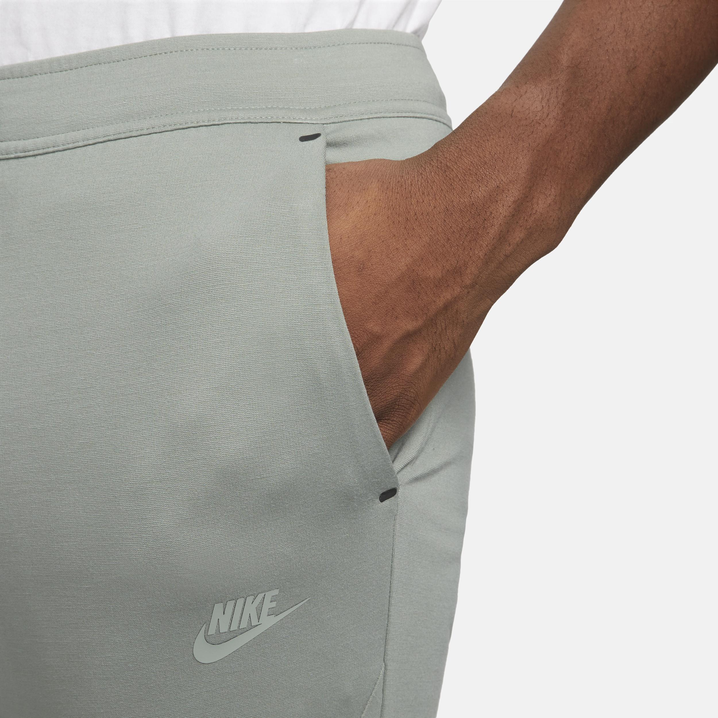 Nike Tech Essentials Joggers Product Image